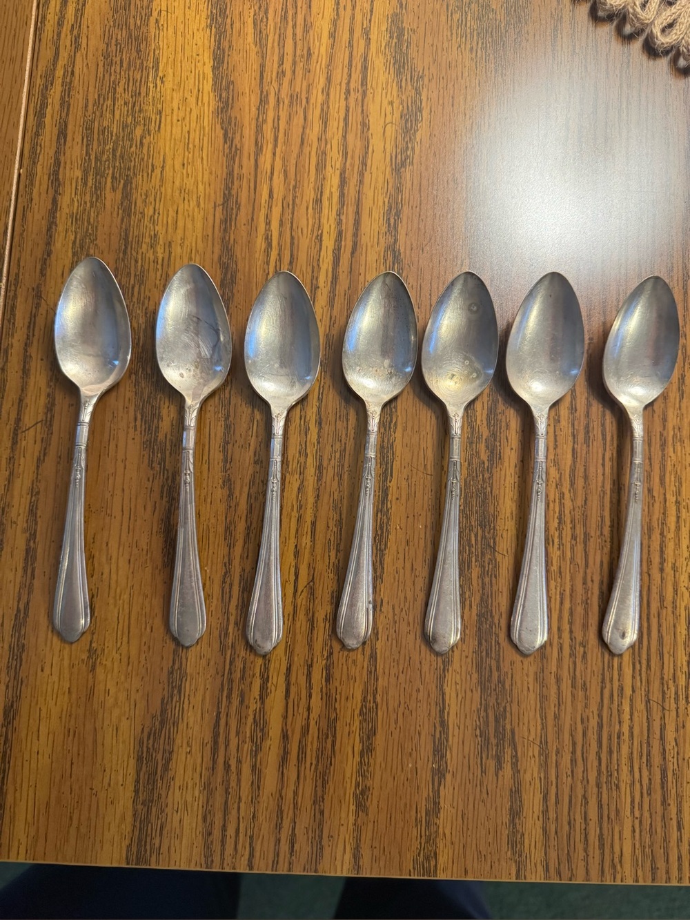 Lot of 7 Vintage Tudor Plate Oneida Community Spoons